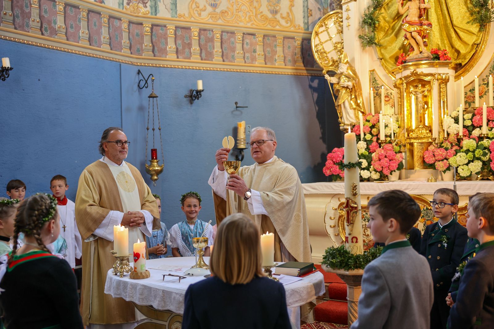 Große Vorfreude auf den Empfang des Leib Christi.