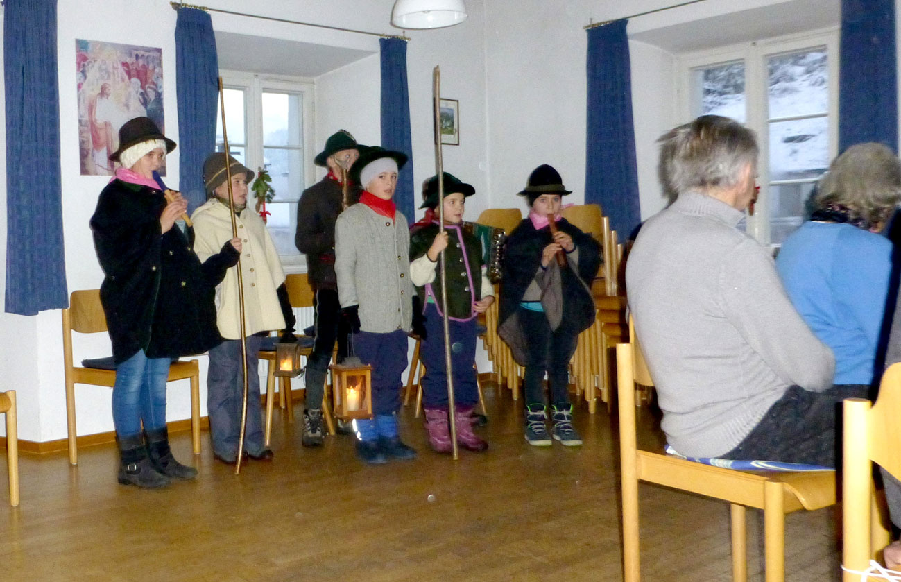 Klöcklsinger bei der Adventfeier Ü65