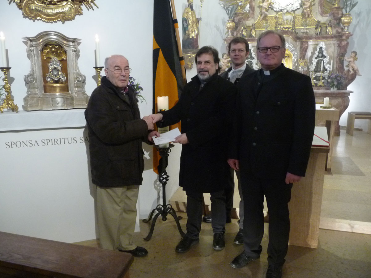 Im Bild von links nach rechts: Cassiano Faes, Thomas Zinner, Alexander Dinter und Msgr. Dr. Thomas Frauenlob