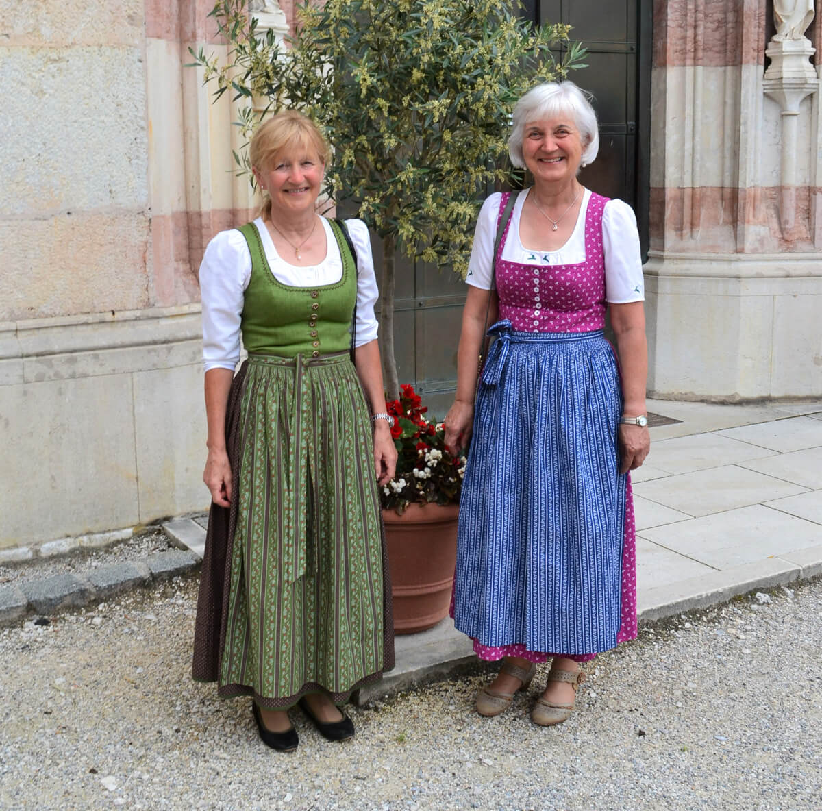 Katharina Fegg und Anneliese Walch