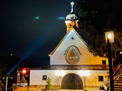 Stern an der Kirche Maria am Berg